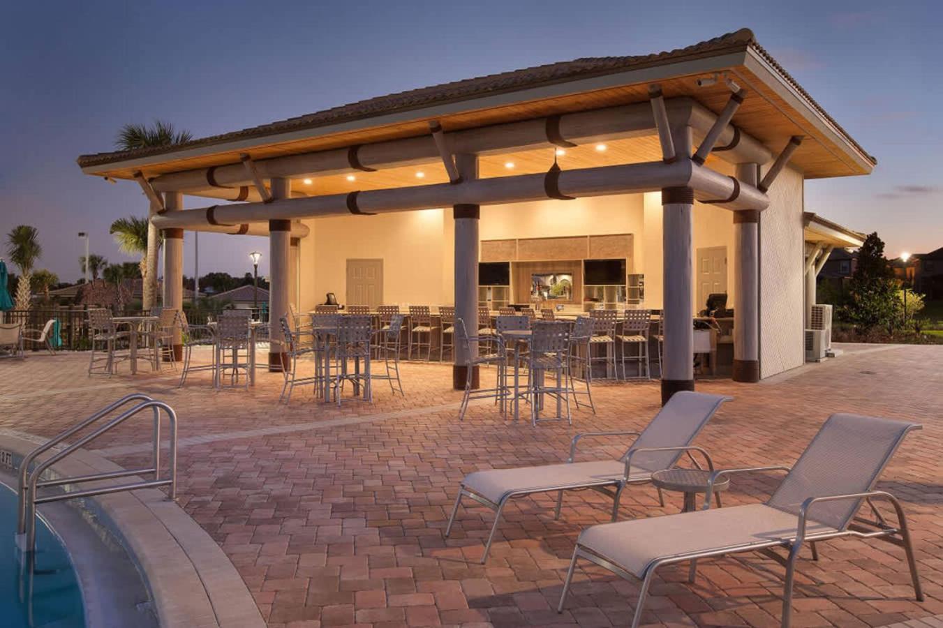 Spacious 4br - Near Disney- With Private Pool Holiday home Kissimmee